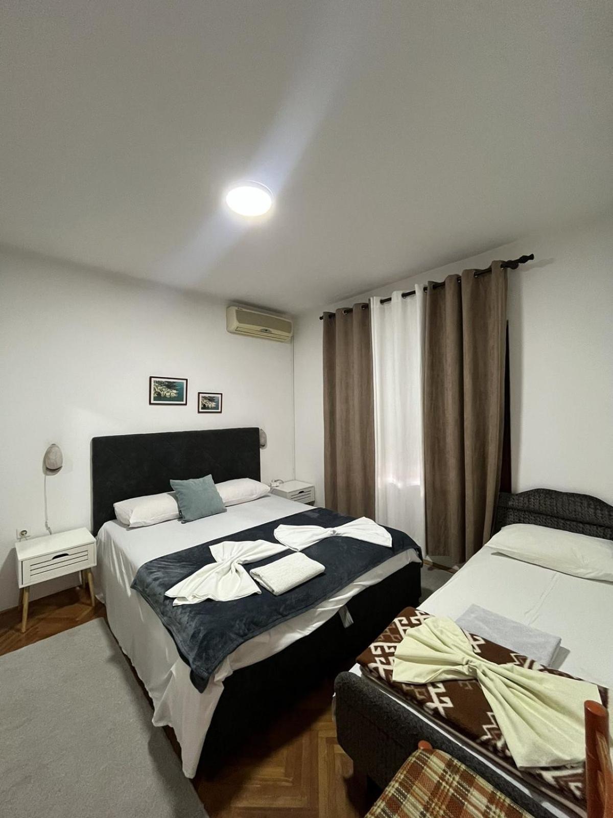 Studio Rooms Moncherie อุลซิน ภายนอก รูปภาพ